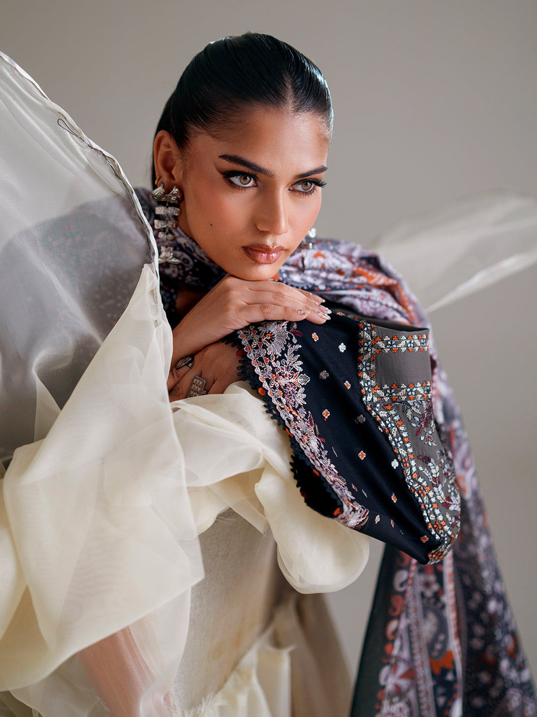 Binilyas Amour Luxury Lawn '26