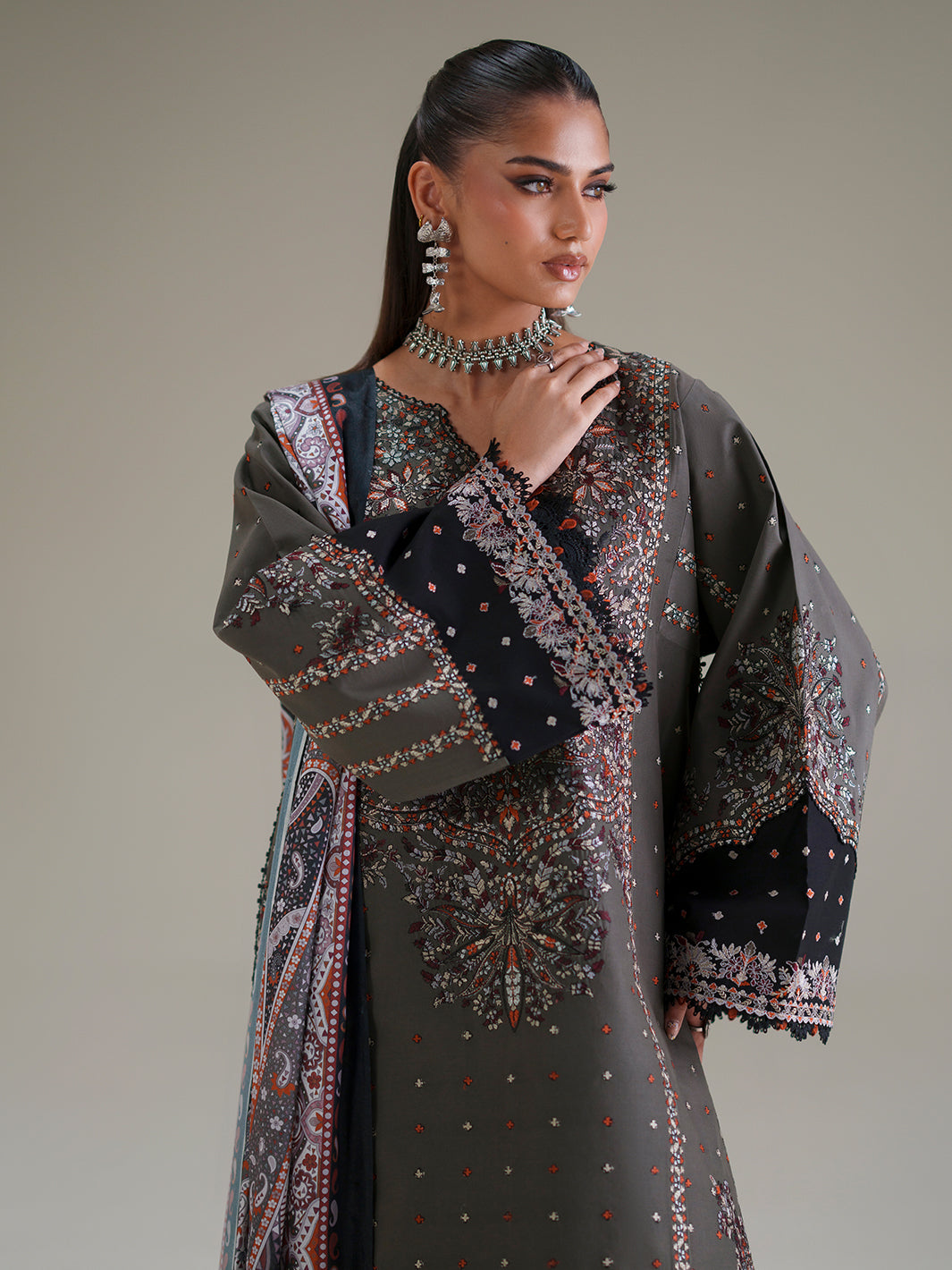 Binilyas Amour Luxury Lawn '26