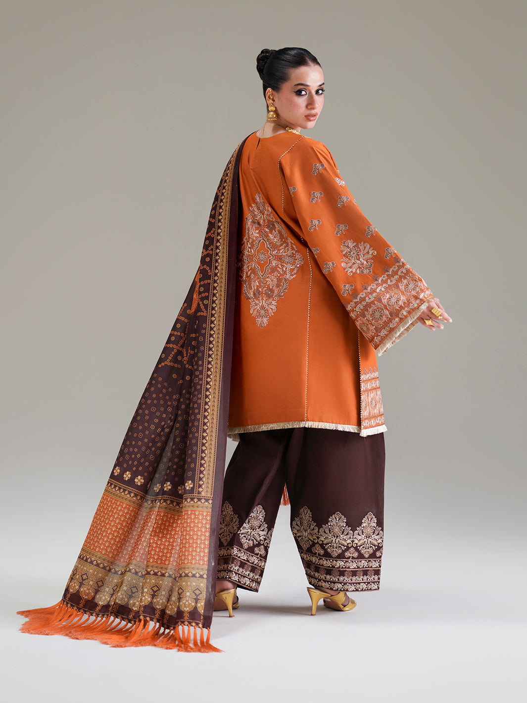 Binilyas Amour Luxury Lawn '26