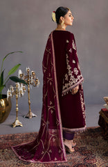 Makhmal Luxury Embroidered Velvet Collection By Emaan Adee 04