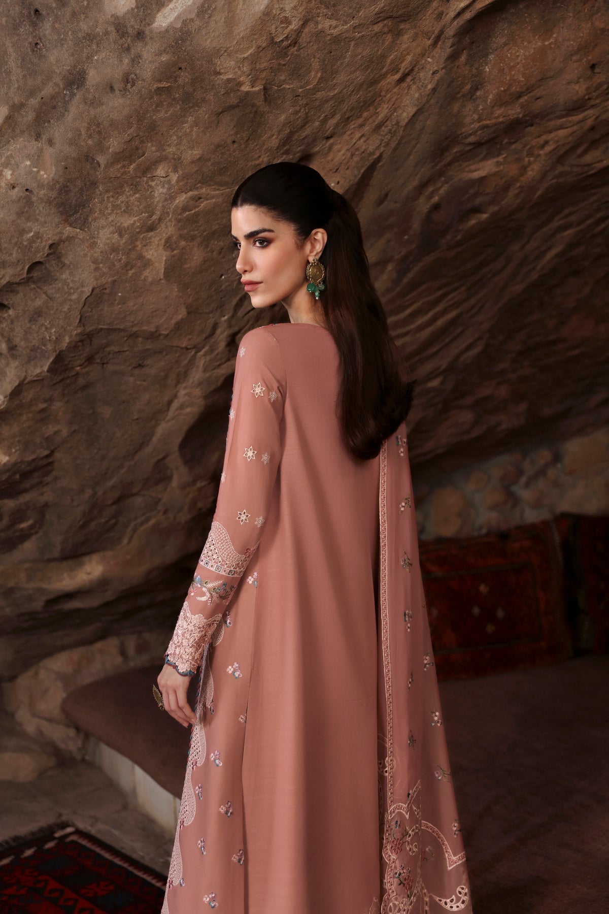 Qalamkar Qlinekari Linen Collection