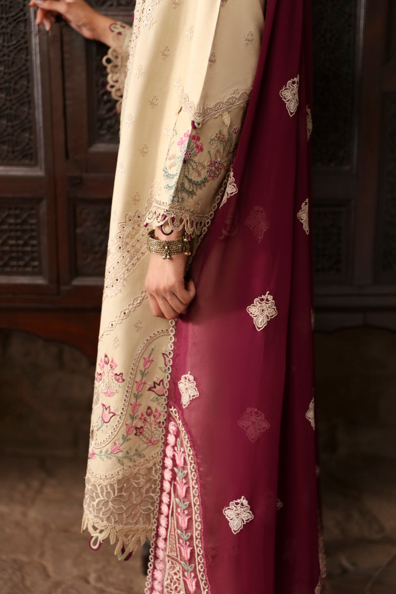 Qalamkar Qlinekari Linen Collection