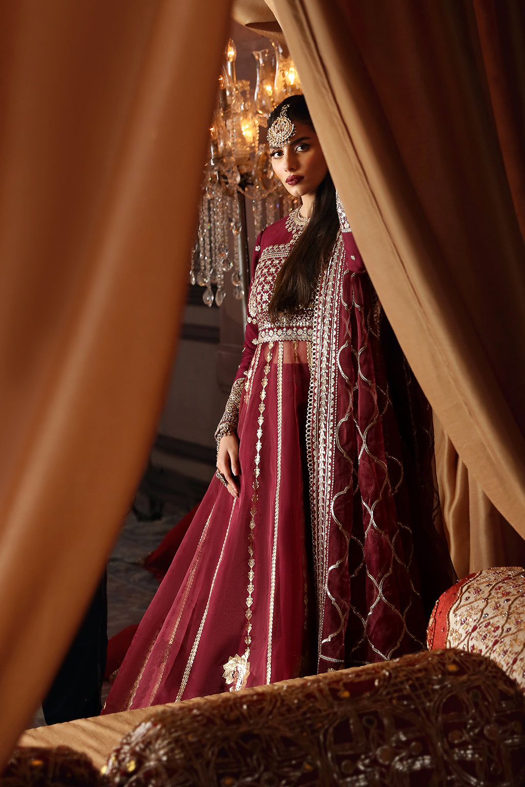 Afrozeh Divani Luxury Embroidered Silk Collection  10