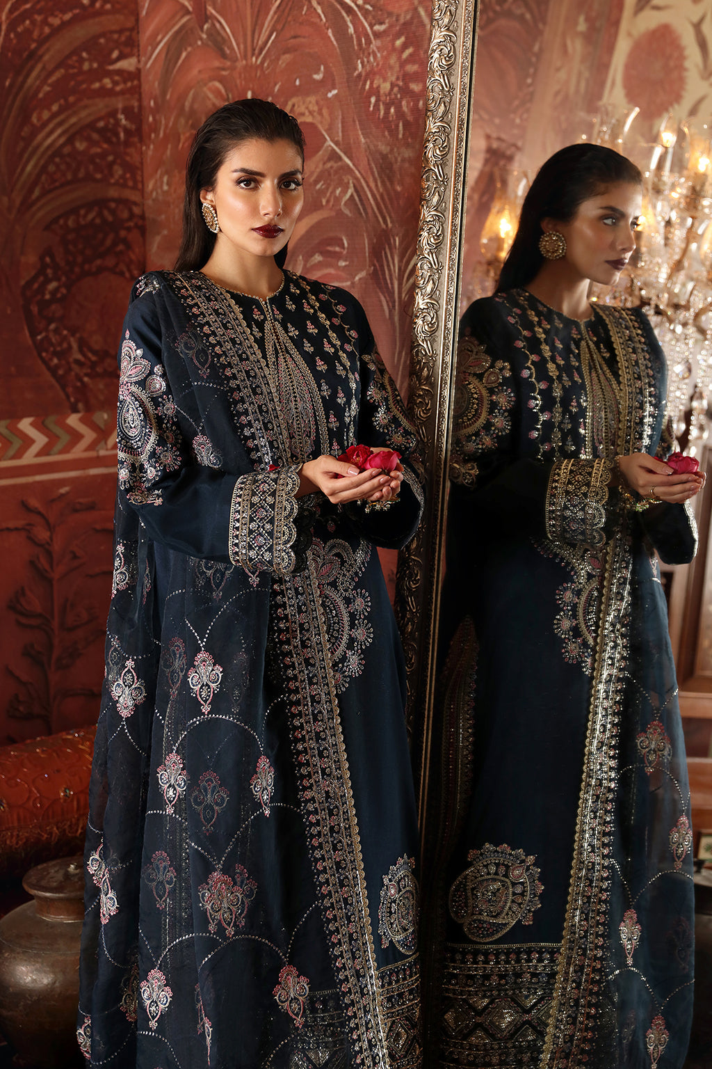 Afrozeh Divani Luxury Embroidered Silk Collection 01