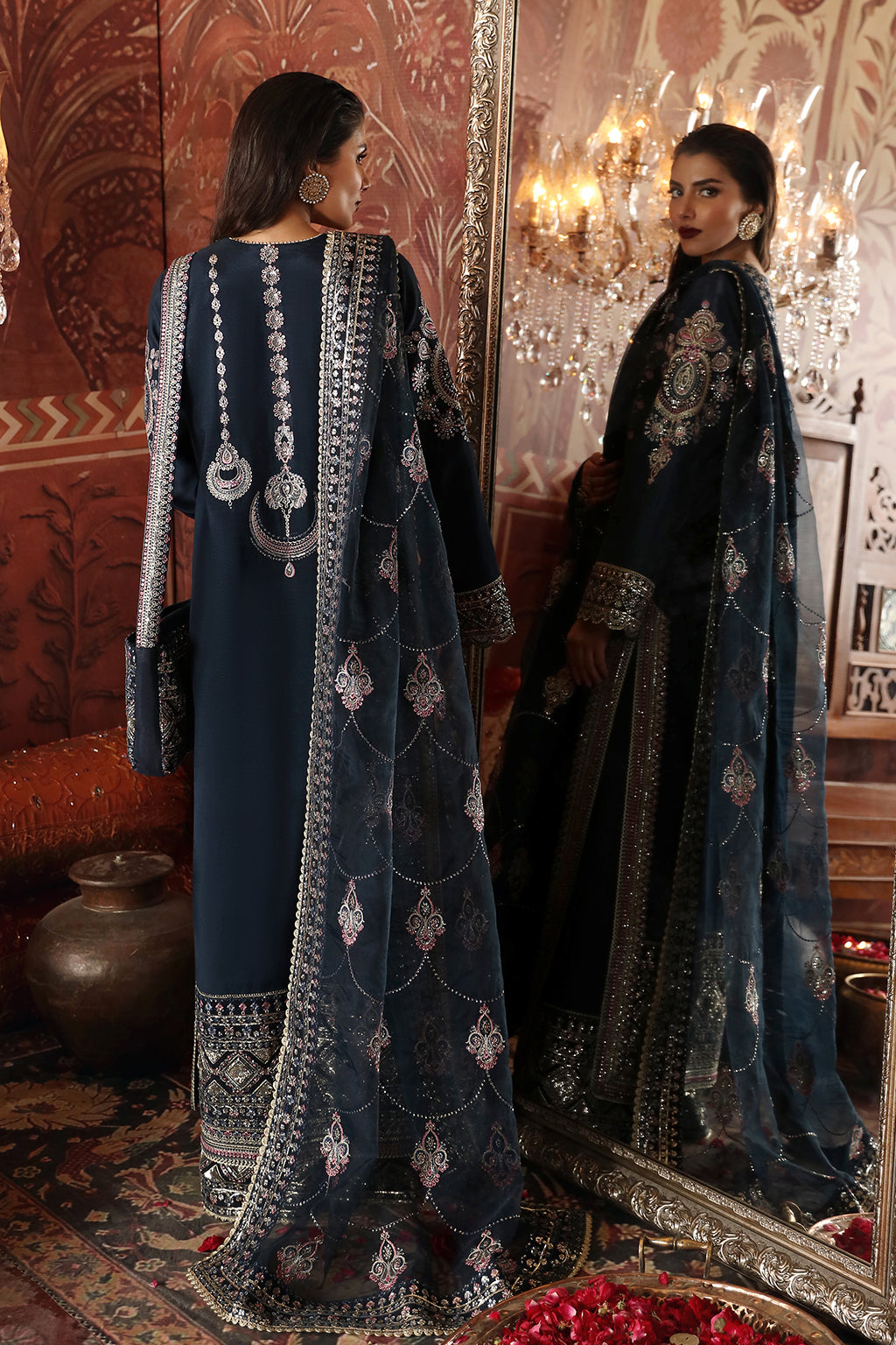 Afrozeh Divani Luxury Embroidered Silk Collection 01