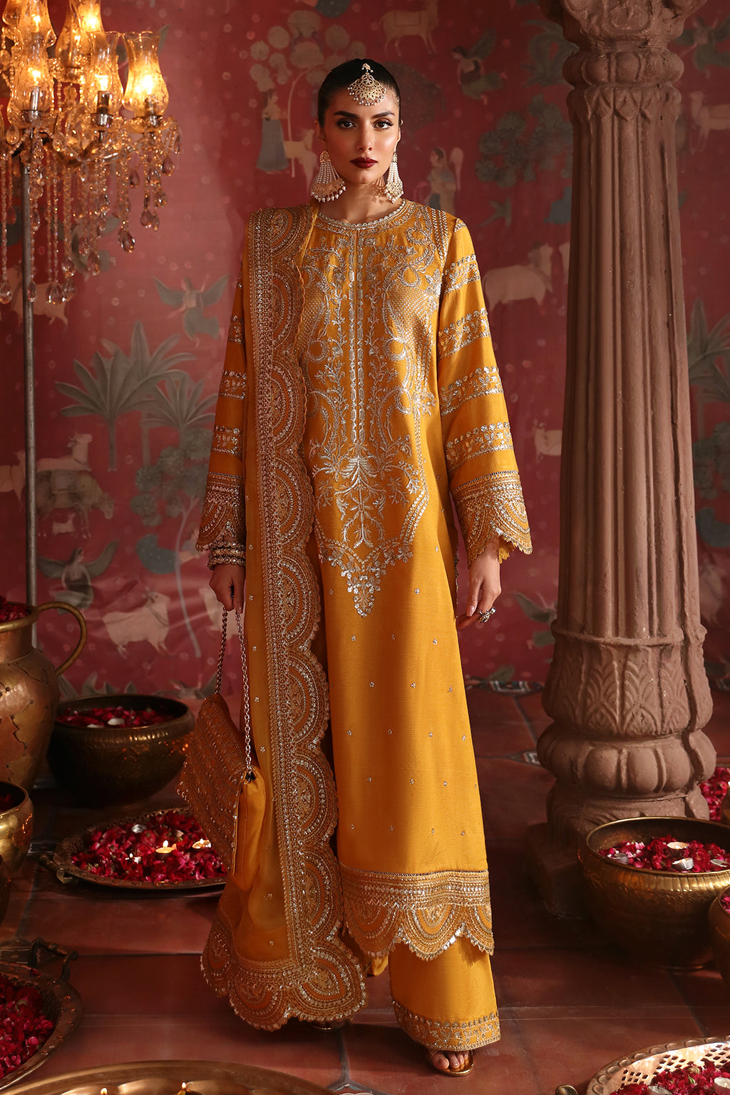 Afrozeh Divani Luxury Embroidered Silk Collection 02