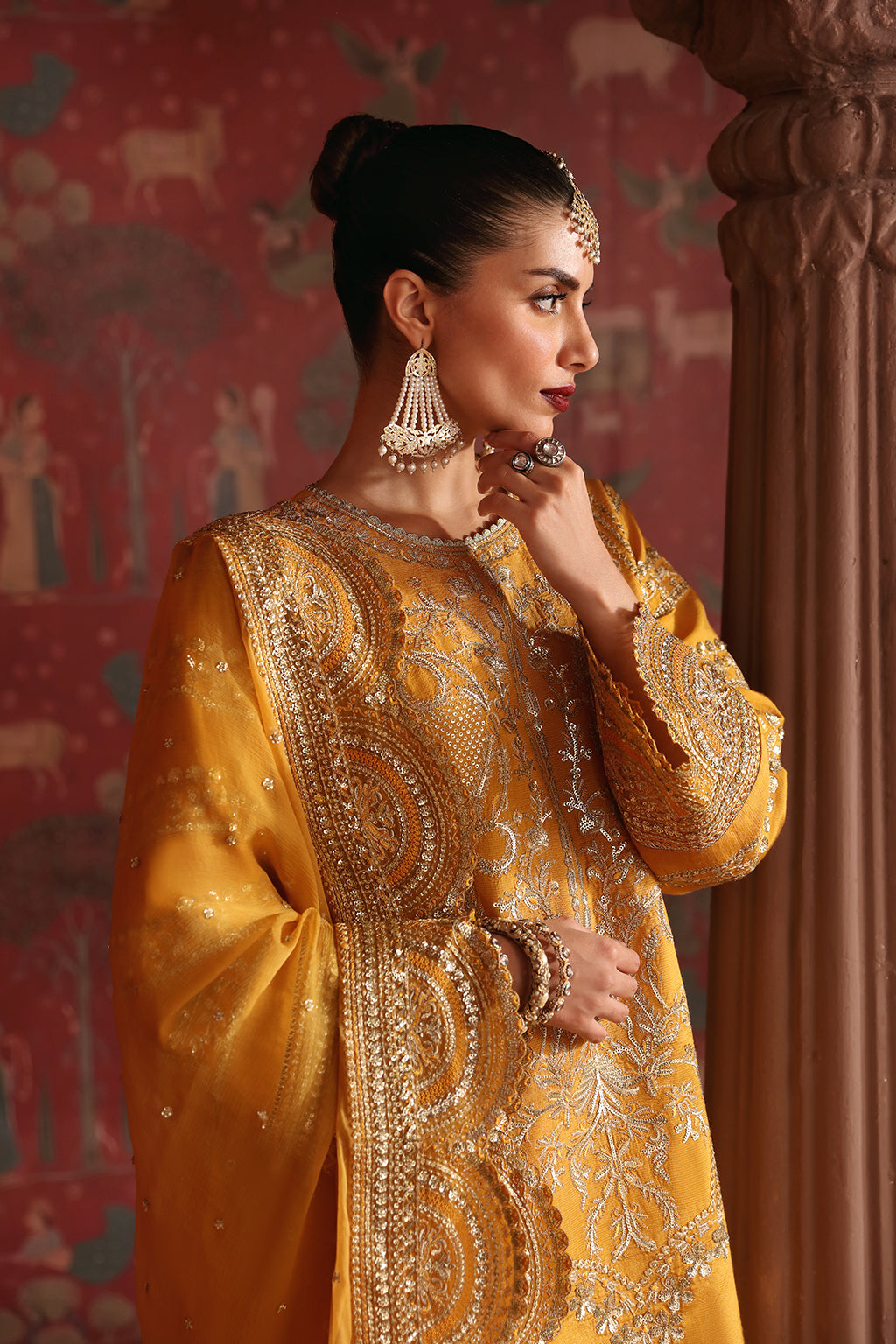 Afrozeh Divani Luxury Embroidered Silk Collection 02