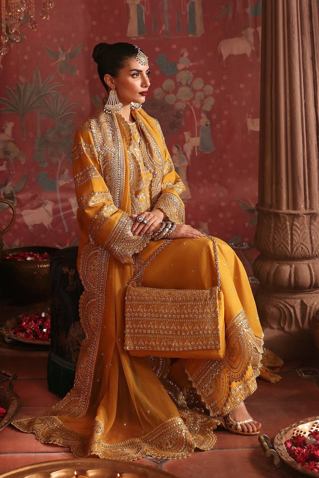 Afrozeh Divani Luxury Embroidered Silk Collection 02