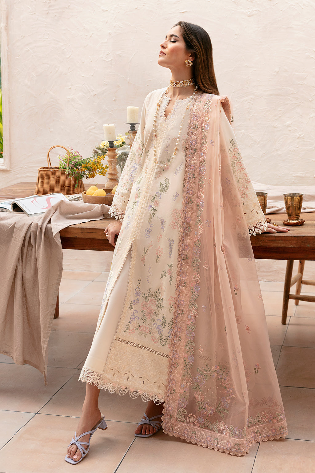 Afrozeh Cascade Luxury Lawn Collection '24 (05)