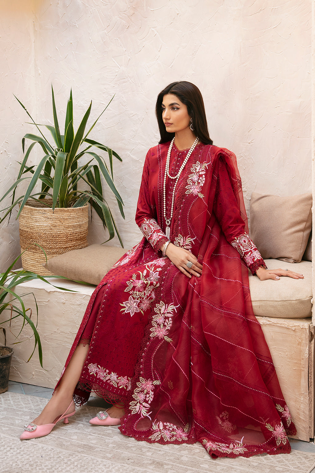 Afrozeh Cascade Luxury Lawn Collection '24 (03)