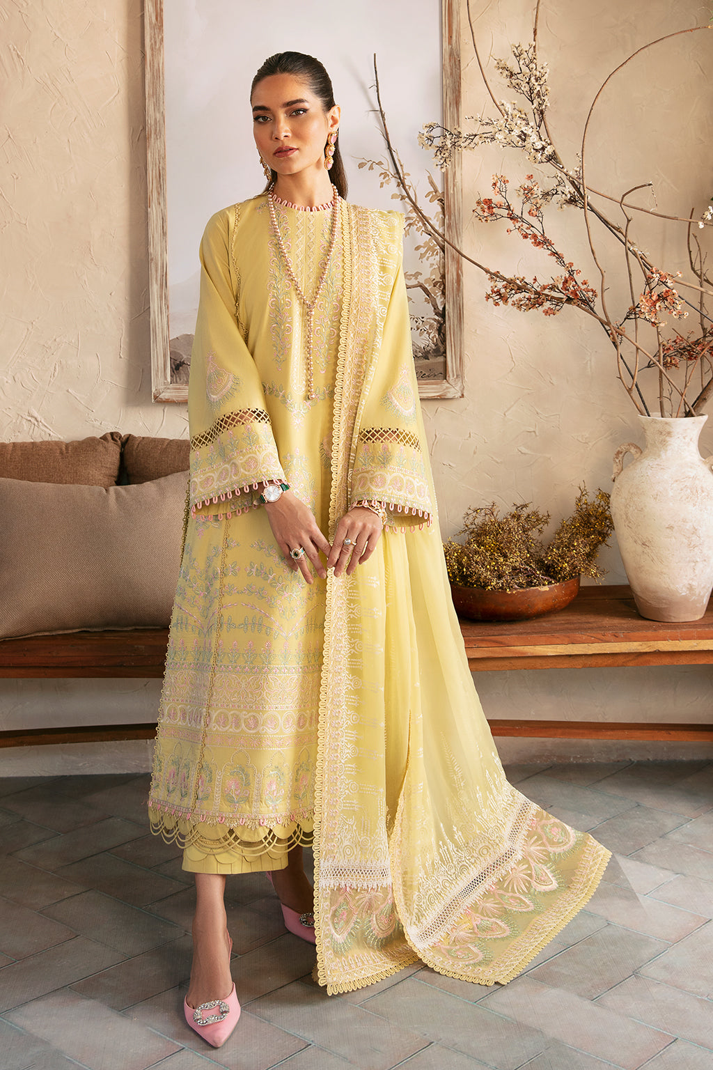 Afrozeh Cascade Luxury Lawn Collection '24 (02)