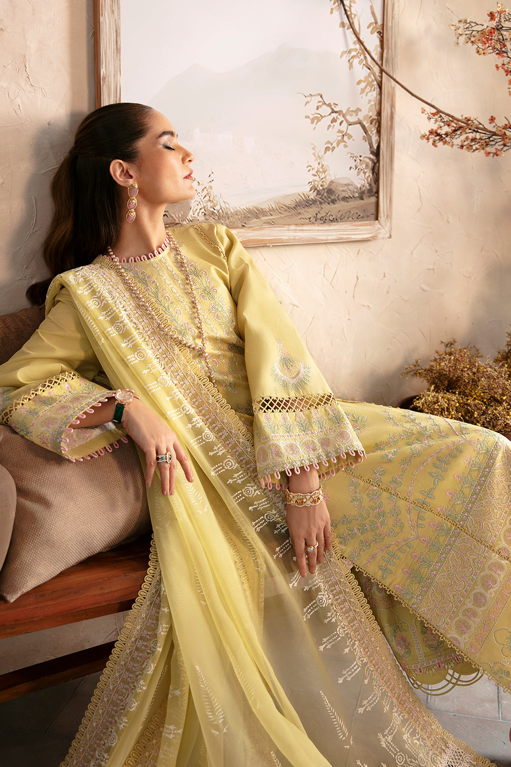 Afrozeh Cascade Luxury Lawn Collection '24 (02)