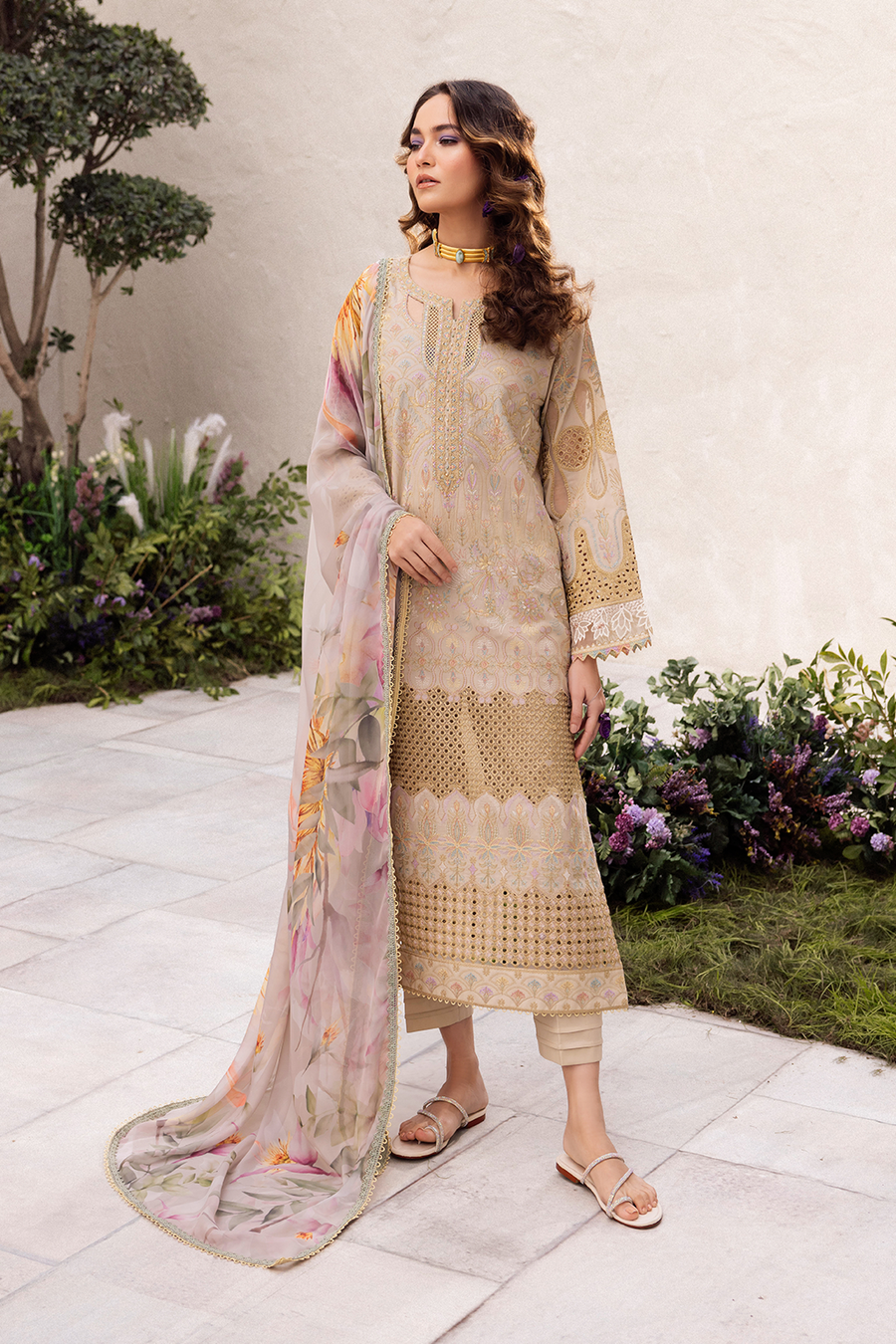 IZNIK Dahlia Luxury Lawn Collection 03