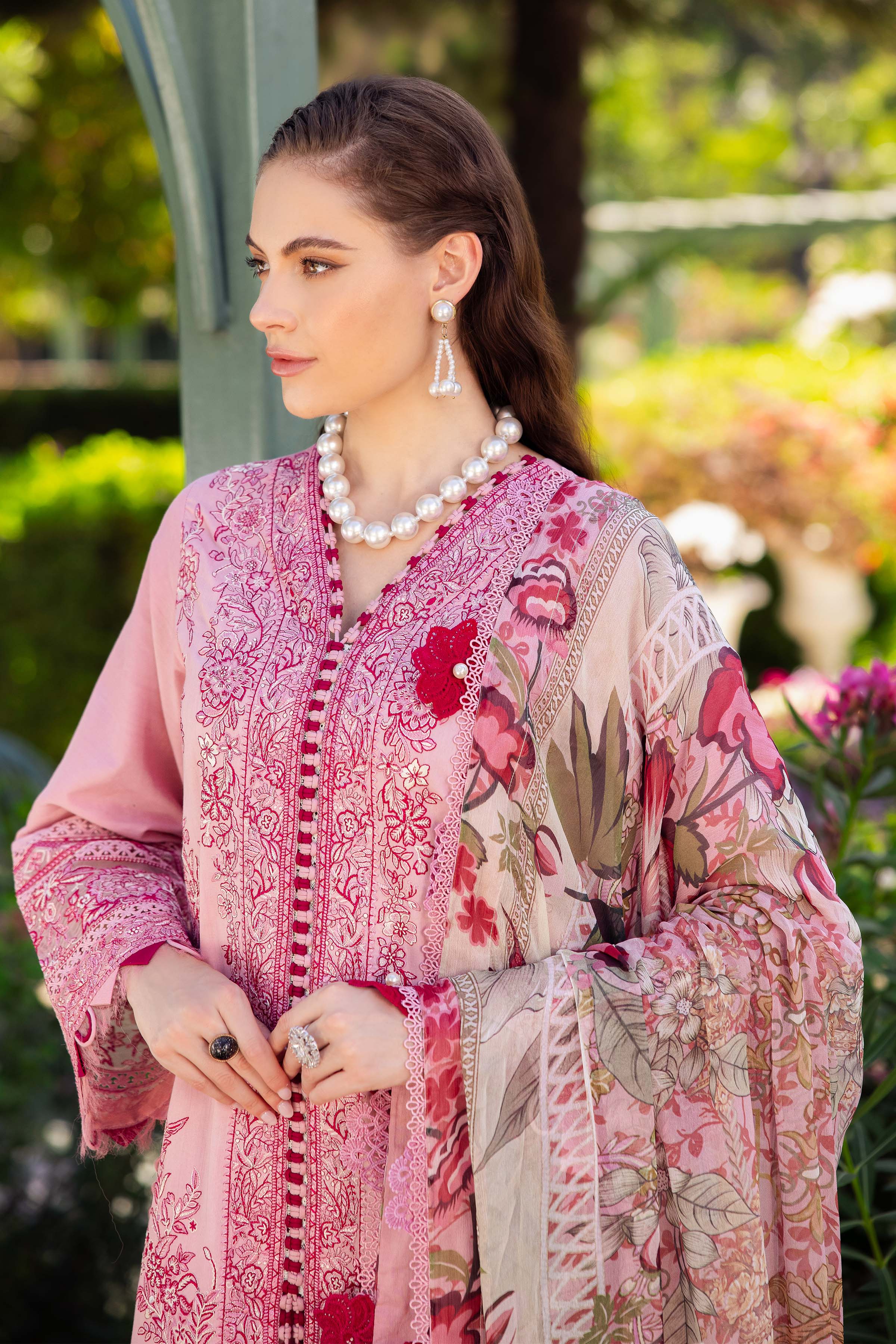 JADE LE PREMIER LAWN 25