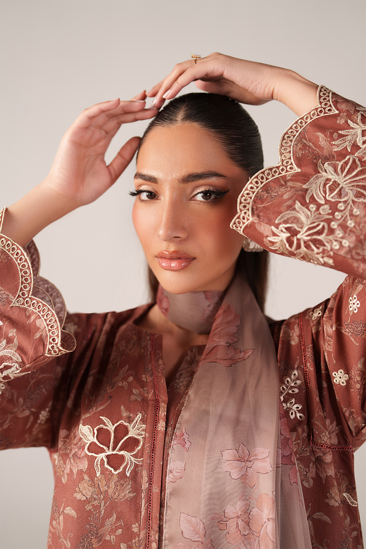 Iznik Spring Summer Collection '26