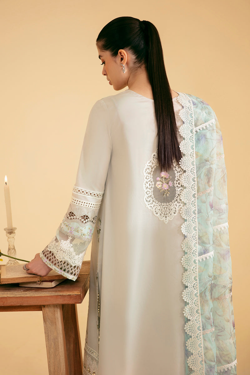 Qalamkar Q Line Kari Luxury Lawn Collection 24 (13)