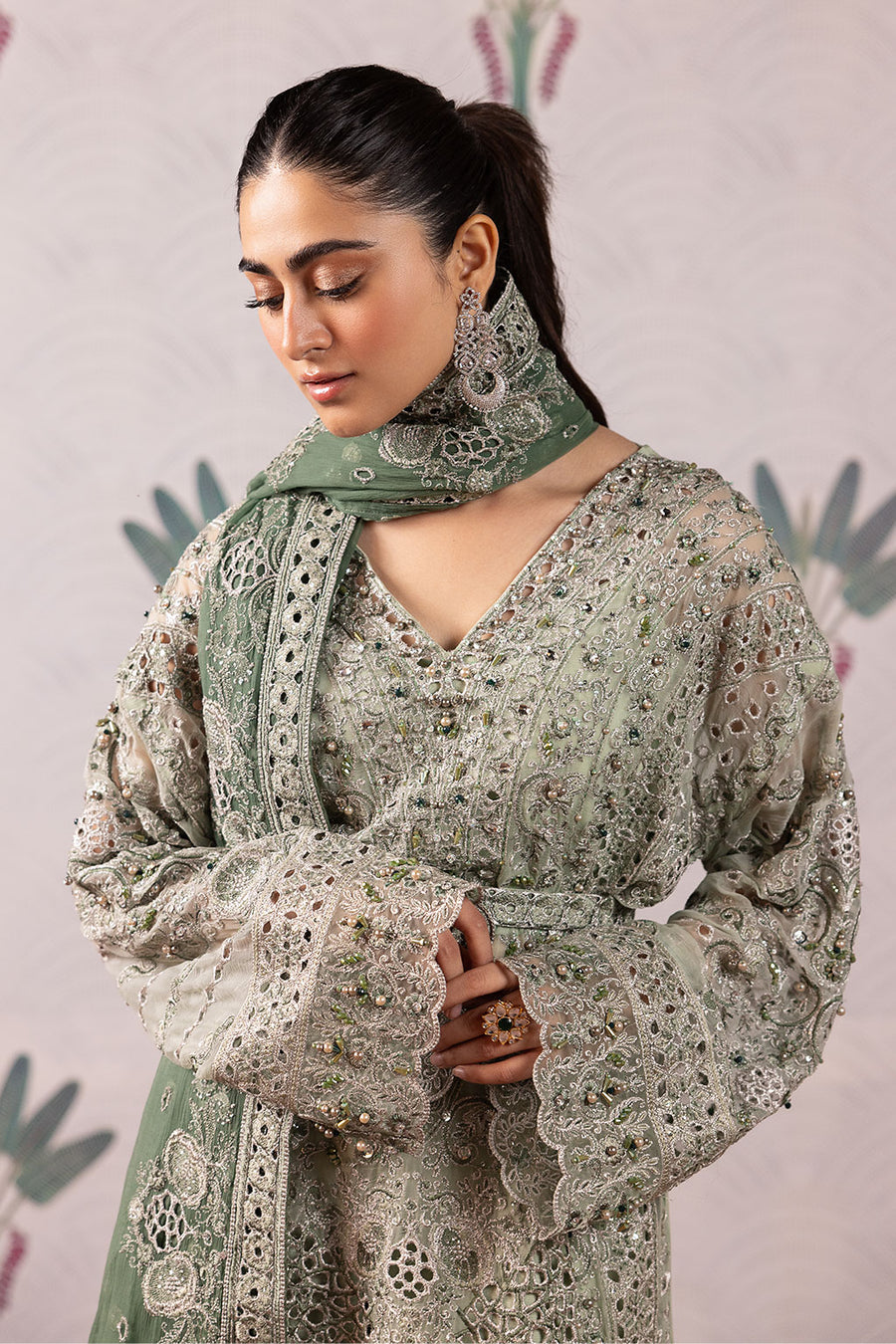 IZNIK Shendi Luxury Embroidered Chiffon Collection 06