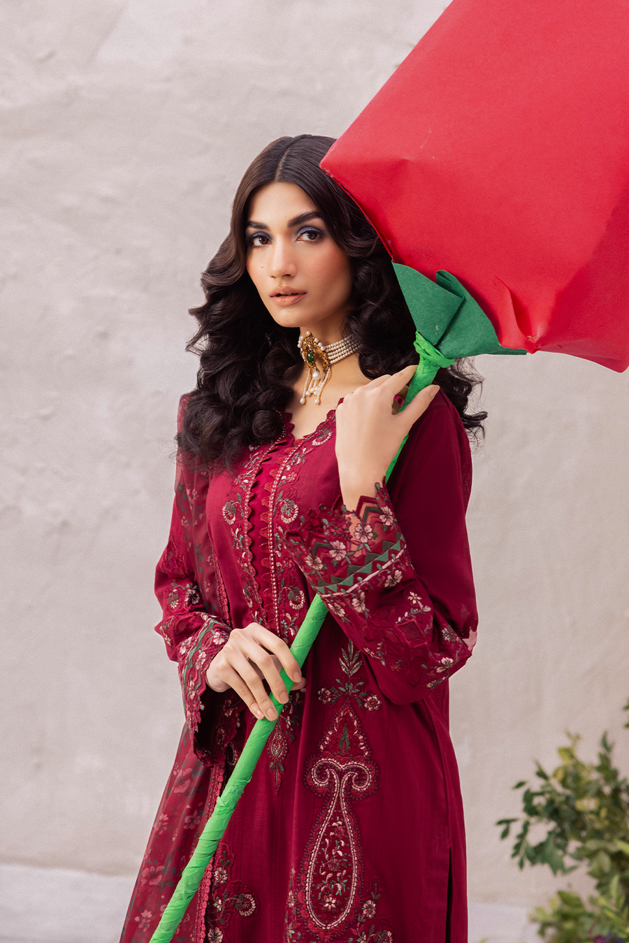 IZNIK Dahlia Luxury Lawn Collection 01