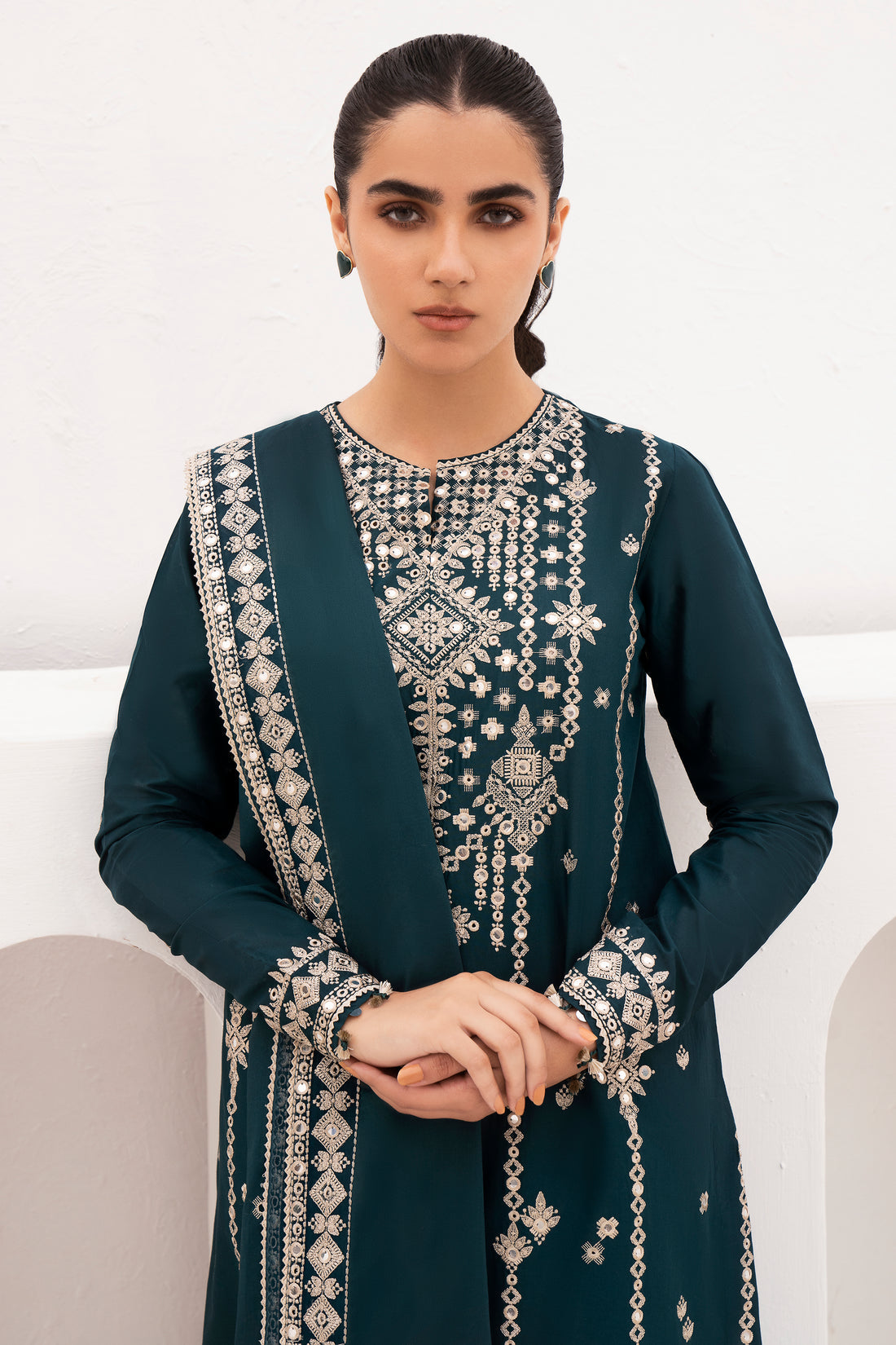 Jazmin Delia Luxury Embroidered Lawn Collection 24