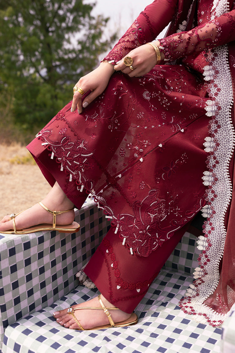Qalamkar Qlinekari Lawn 25