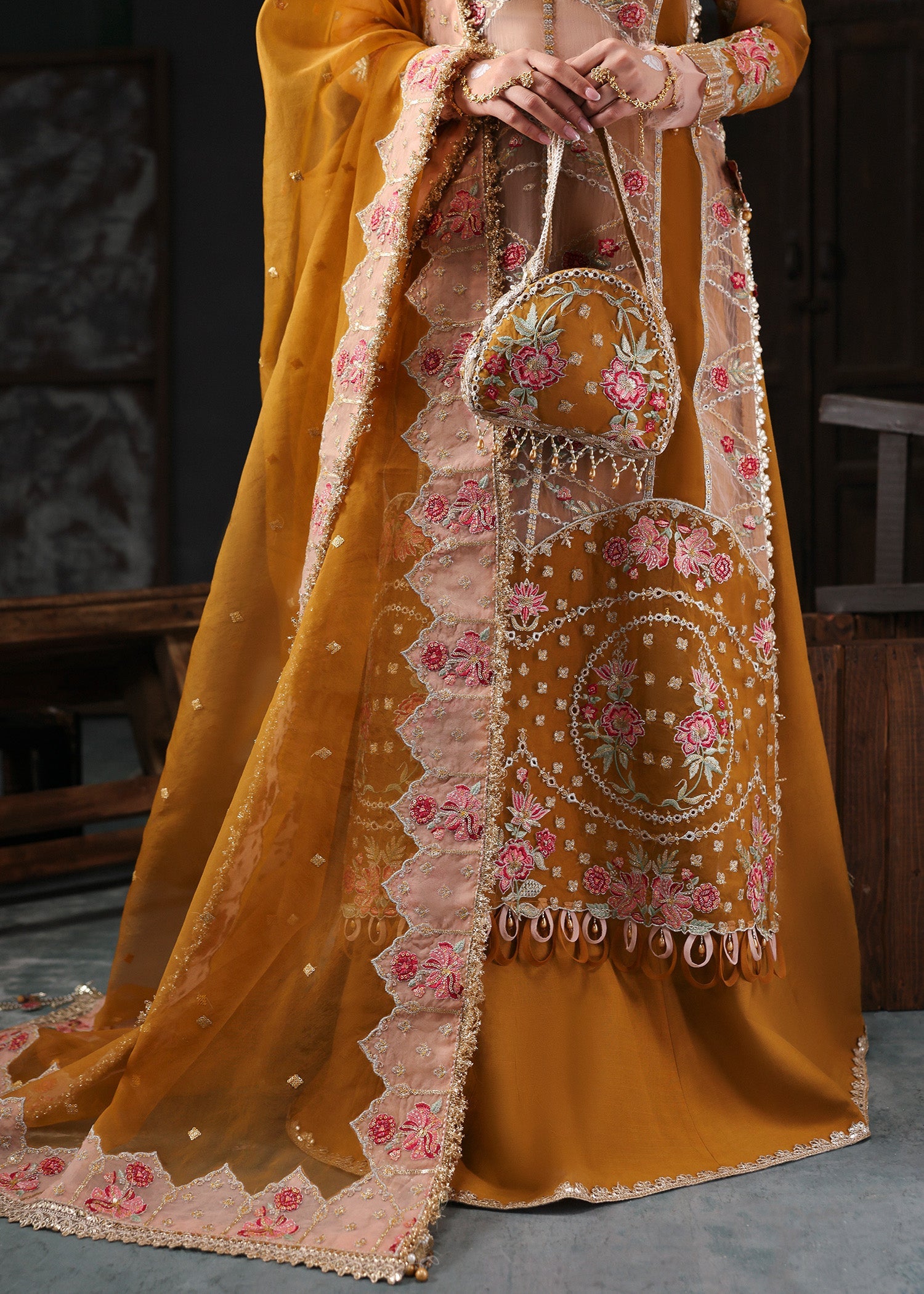TARA WEDDING FESTIVE 25 BY SARDINIA