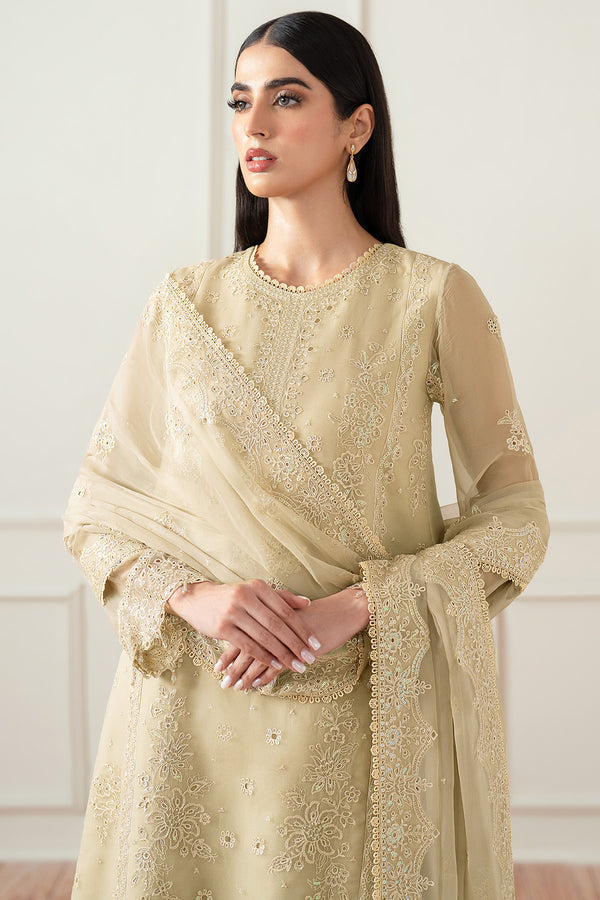 Essence Formals Luxury Collection'25  By Farasha