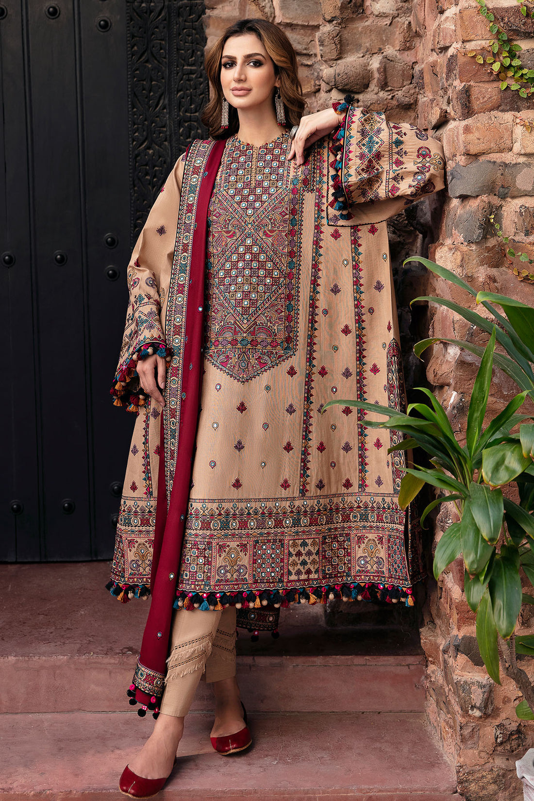 Jazmin Present Dastak Embroidered Luxury Winter Collection D-03