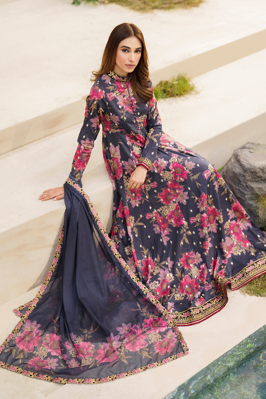 Iznik Festive Luxury Lawn Collection 24 (12)