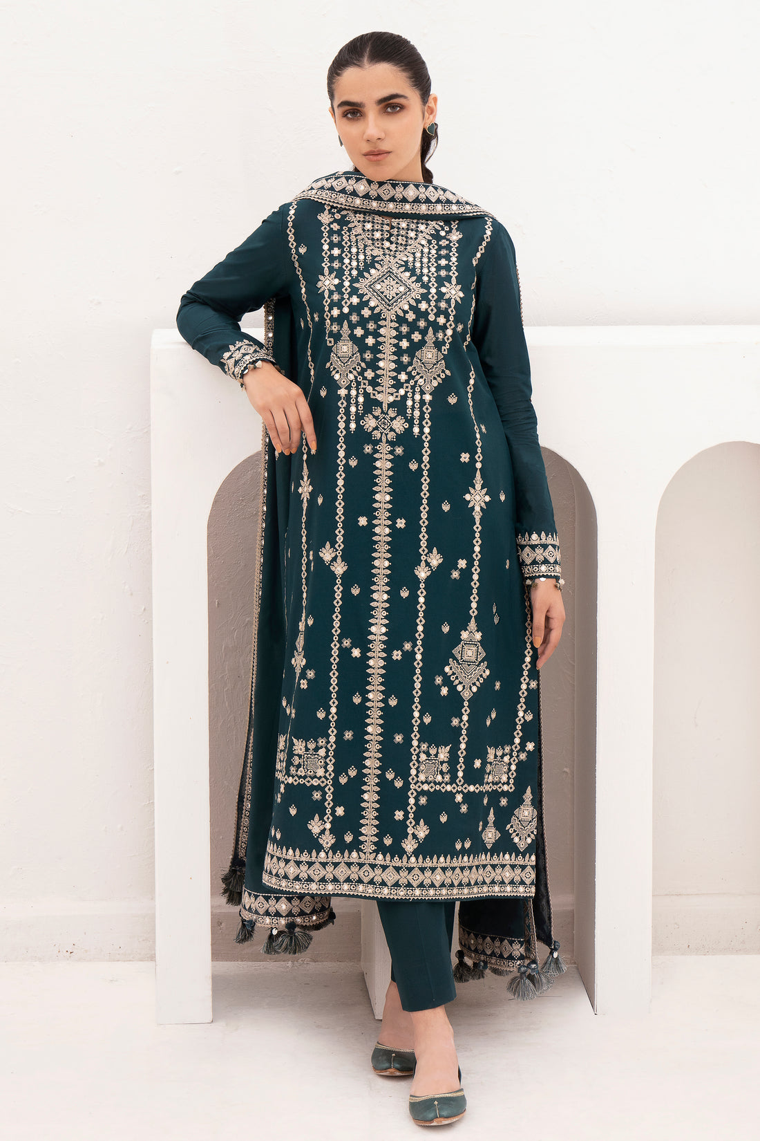Jazmin Delia Luxury Embroidered Lawn Collection 24