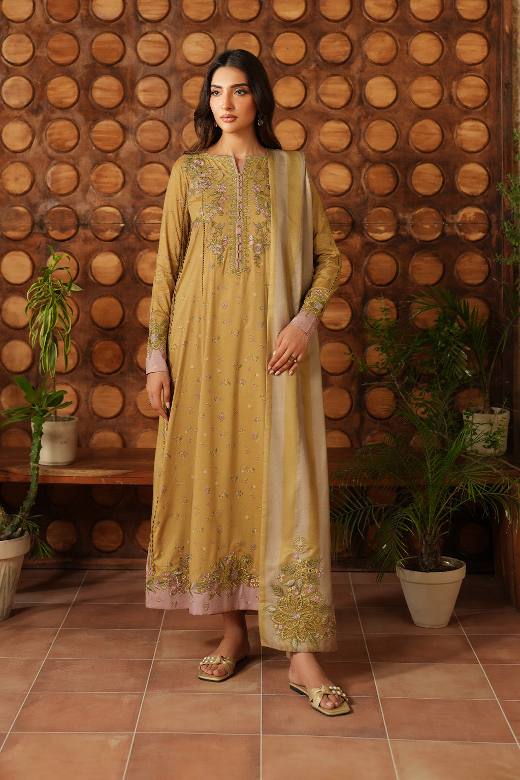 Pre Fall '25 By Iznik