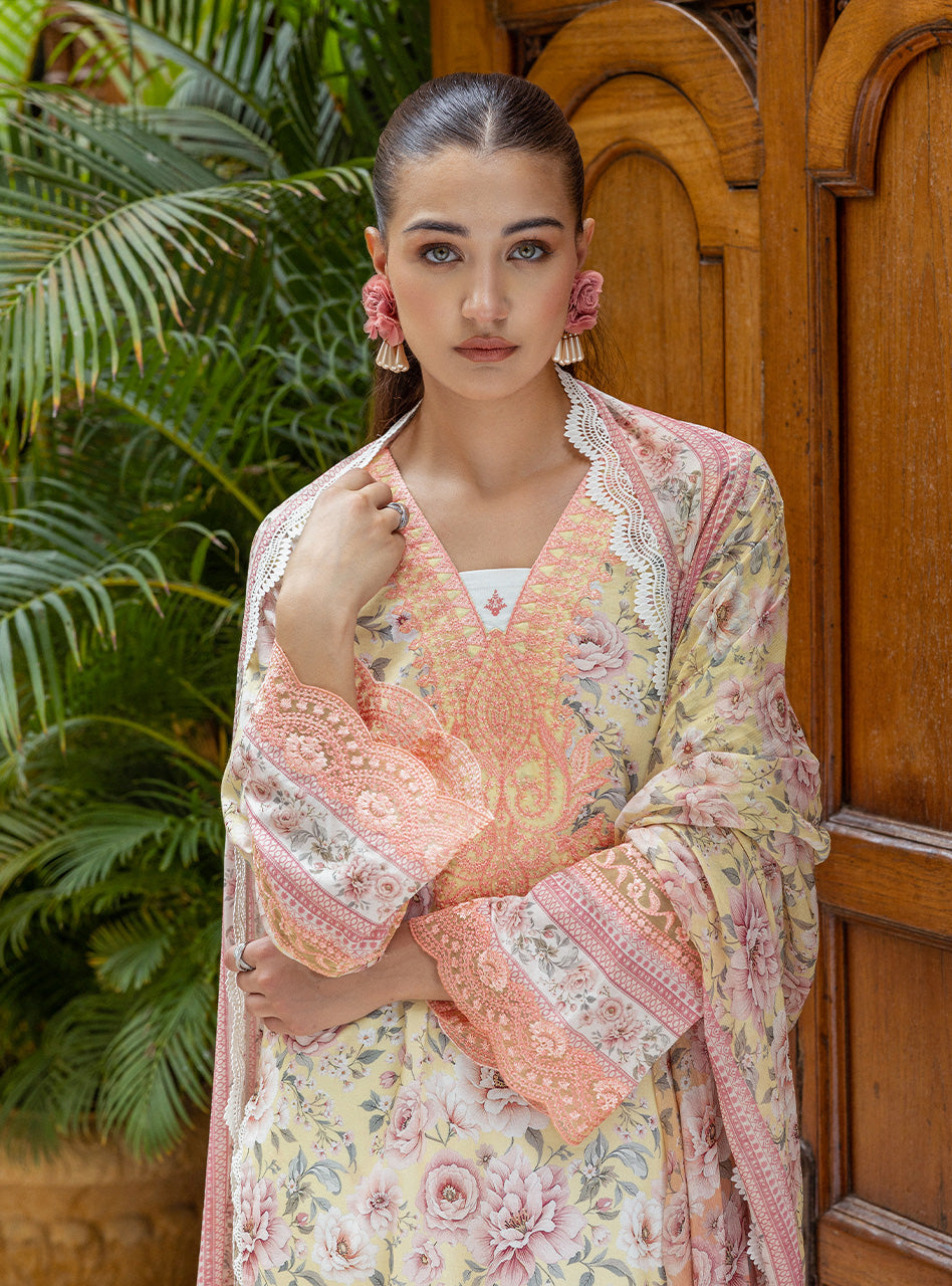 Zainab Chottani Tahra Lawn Vol 2 25