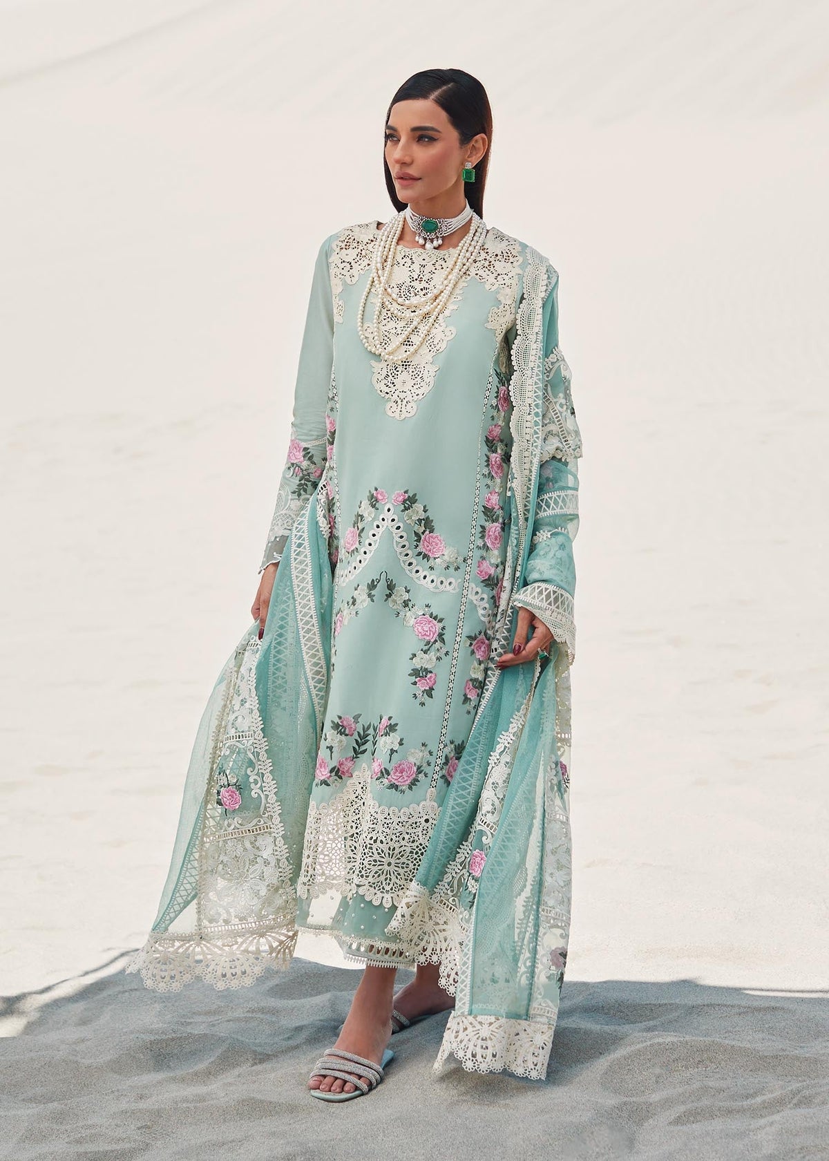 Crimson Luxury Lawn Saira Shakira