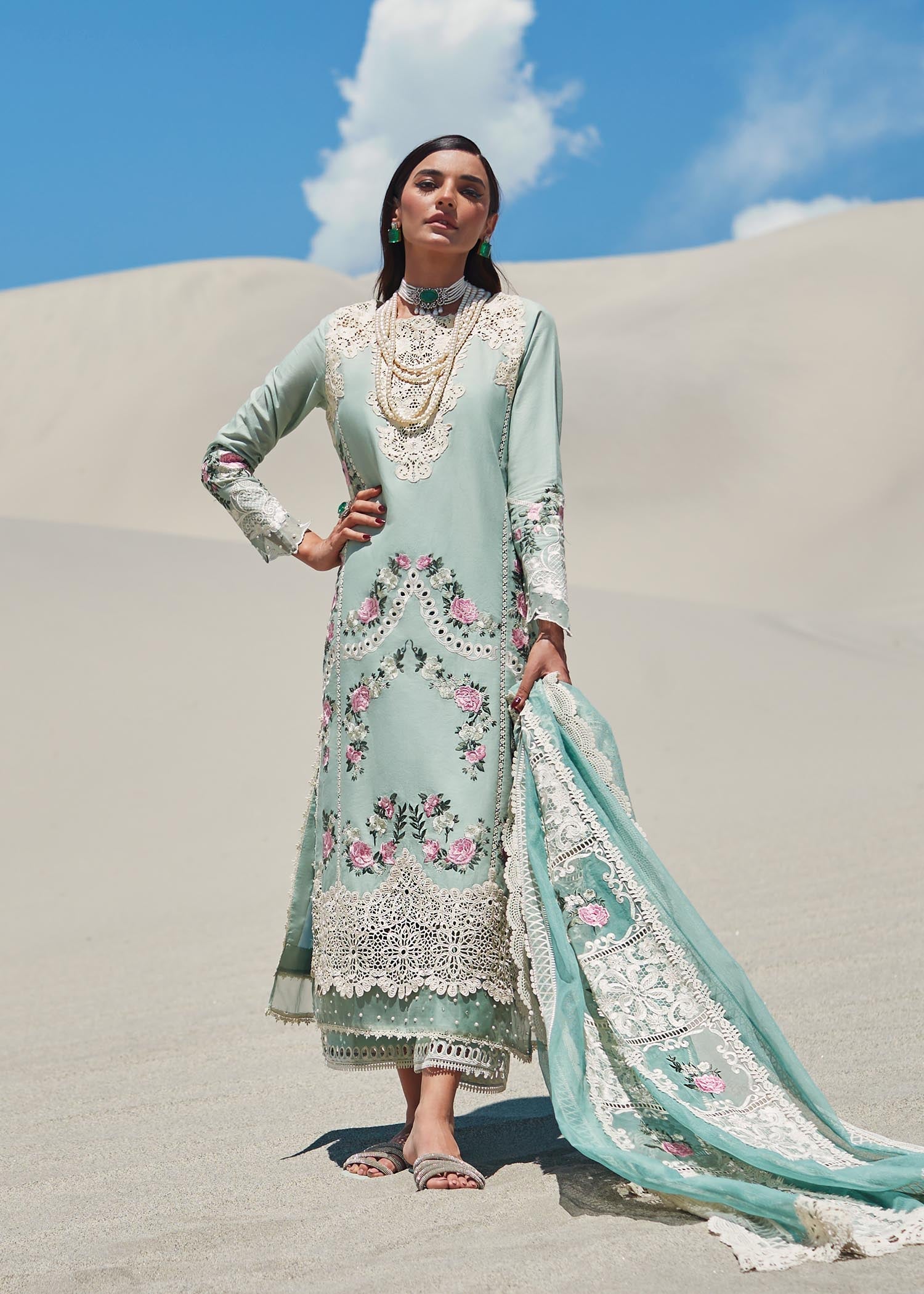 Crimson Luxury Lawn Saira Shakira