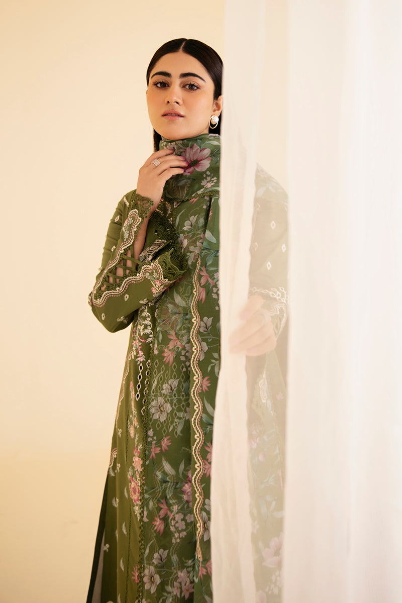 Qalamkar Q Line Kari Luxury Lawn Collection 24 (14)