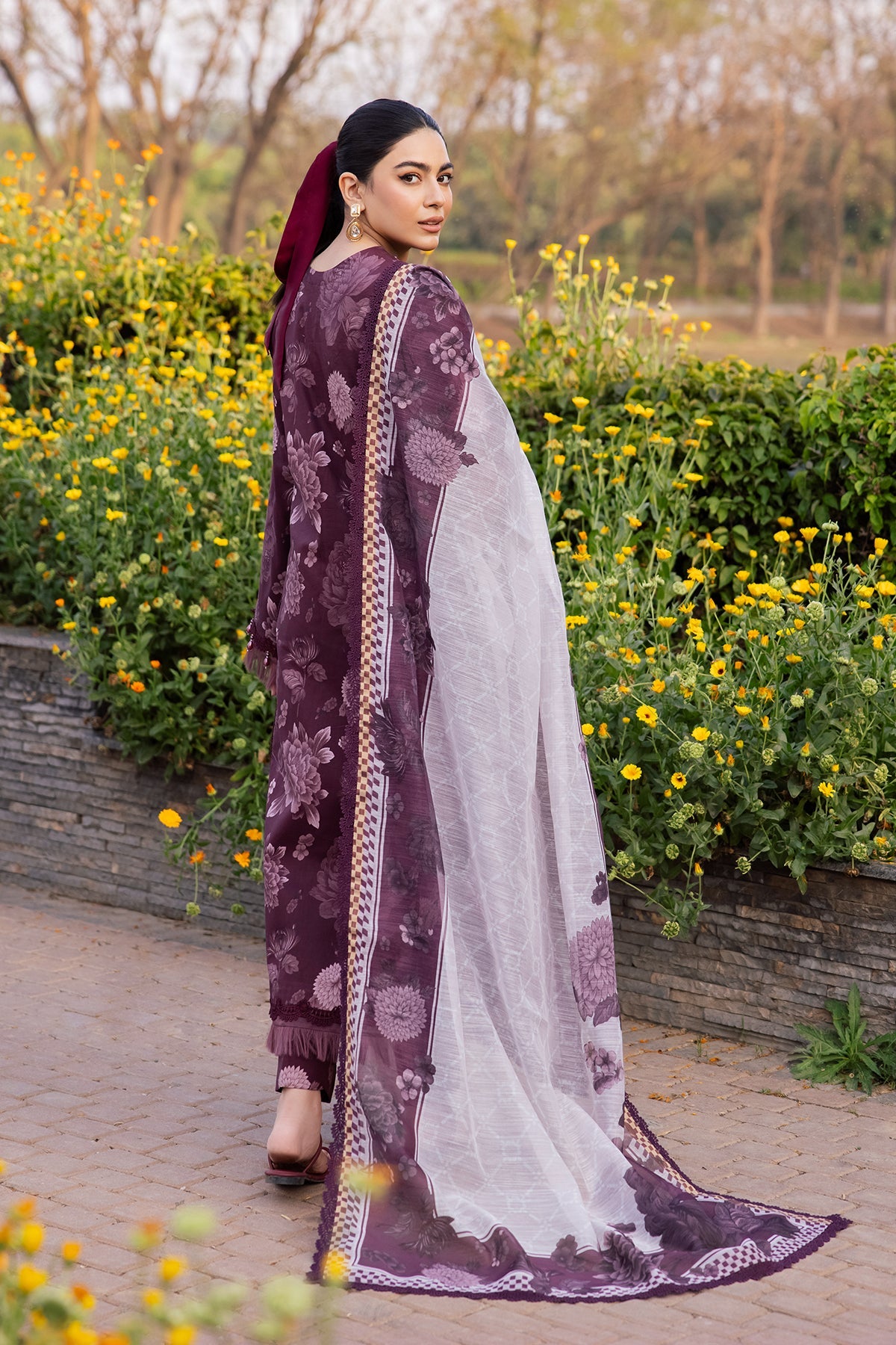 Sheen By Alizeh Vol 2 Printed Lawn Collection '24 (10)