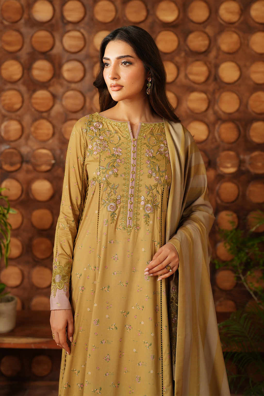 Pre Fall '25 By Iznik