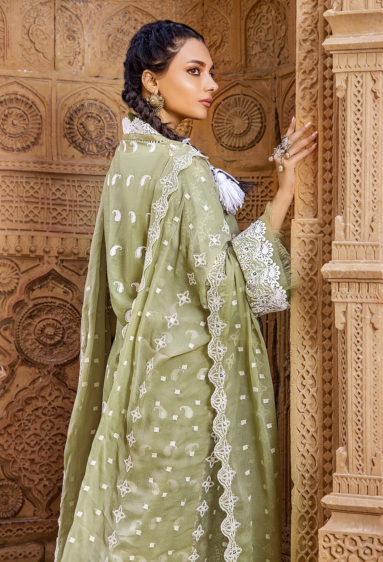 Seinna Embroidered Lawn Collection By Adan's Libas 08