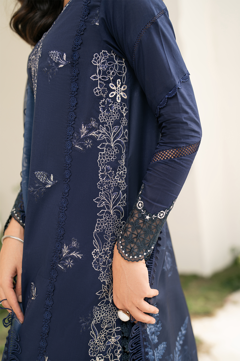 Festive Edition Lawn '25 By Iznik