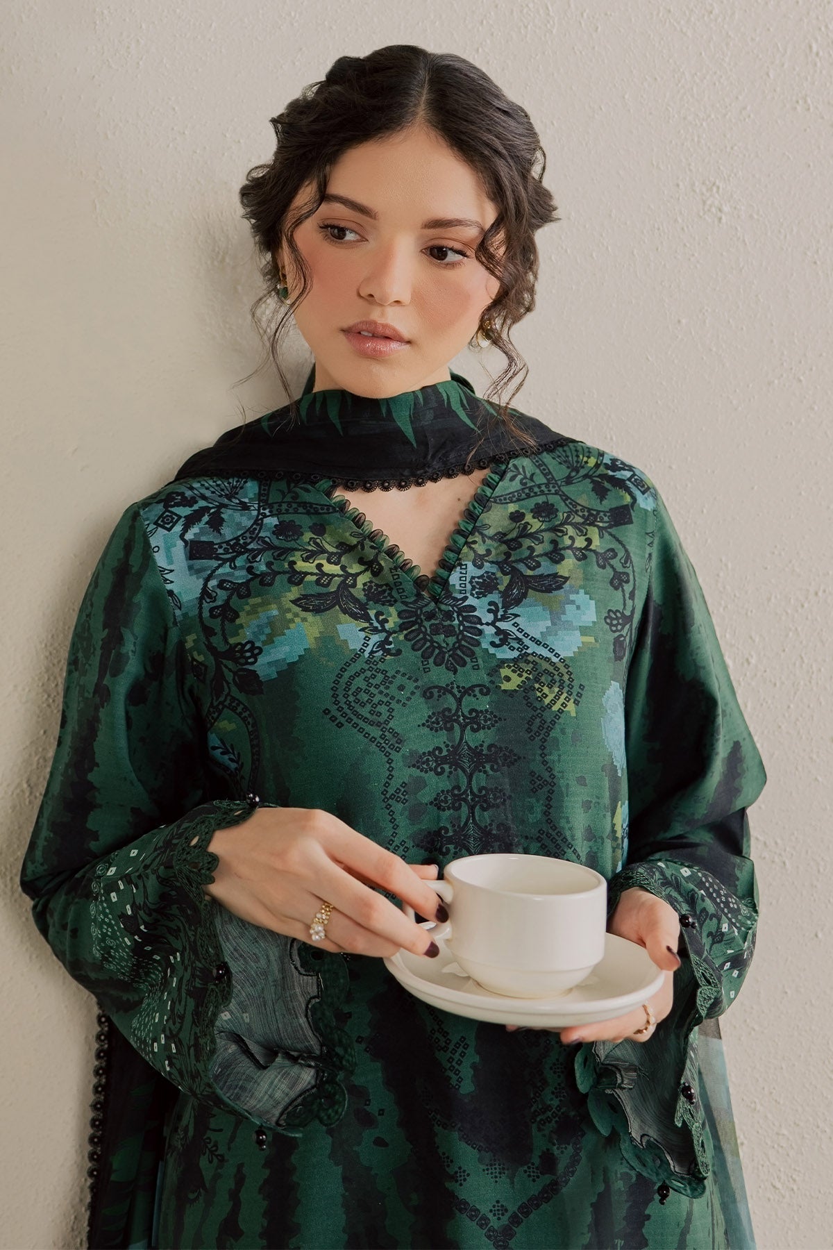Nureh Gardenia Embroidered Viscose Slub '26