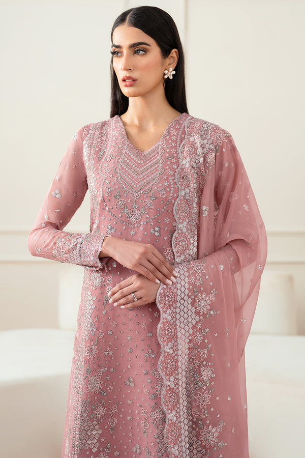 Essence Formals Luxury Collection'25  By Farasha
