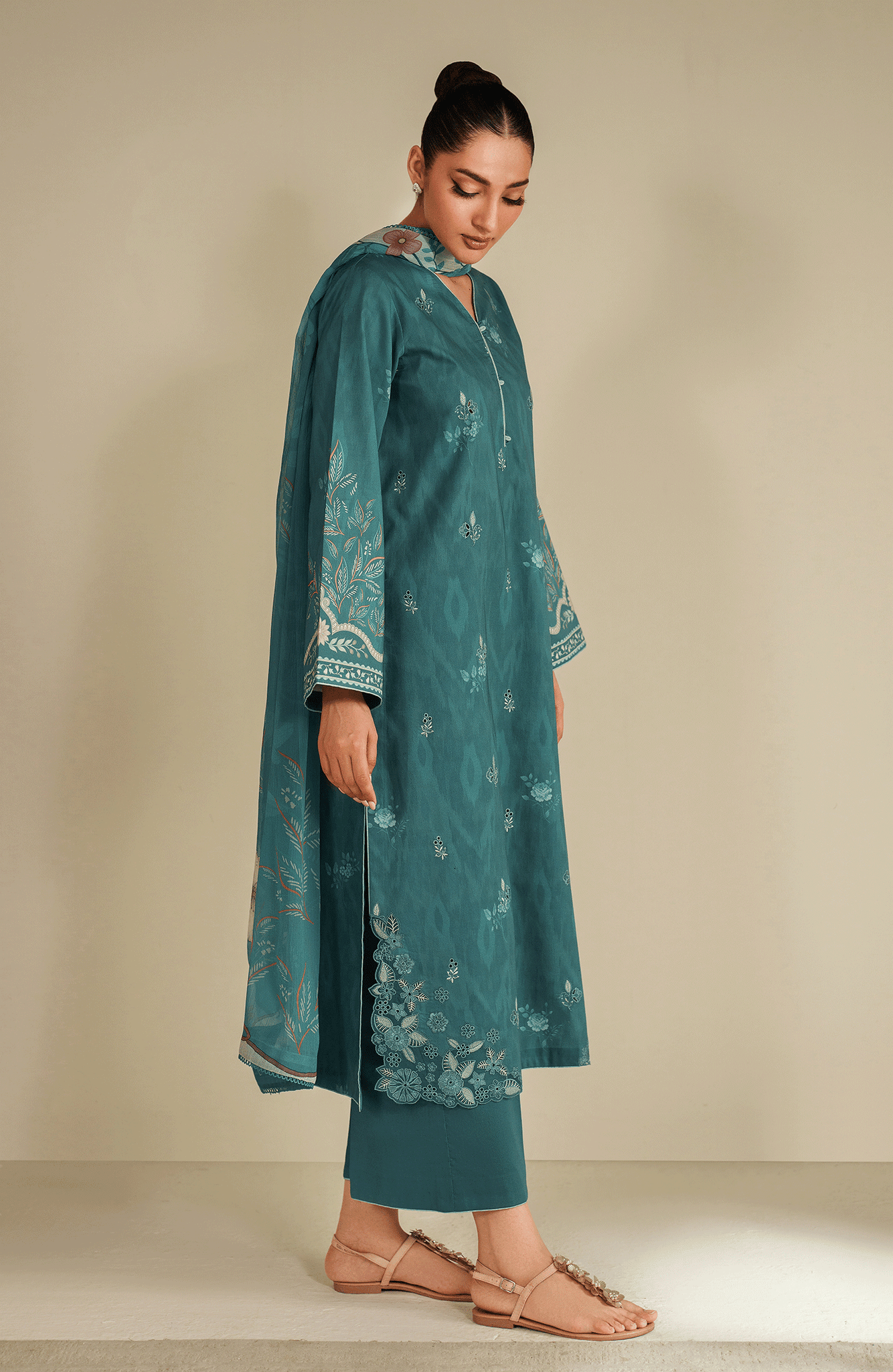 Ilara - Unstitched Cambric Edit - '25 By Seran