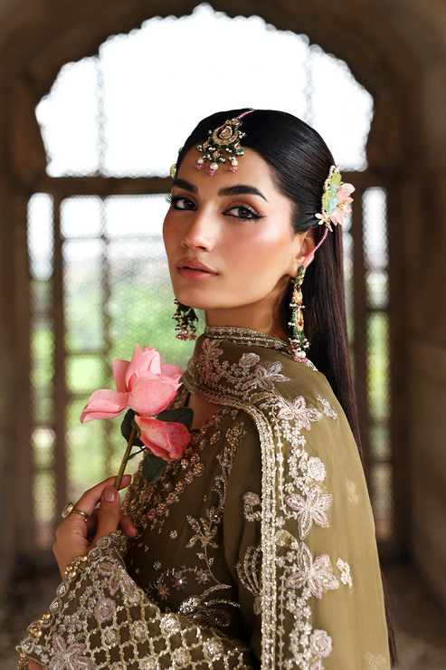 Romansiyyah Luxury Formal '25 By Emaan Adeel