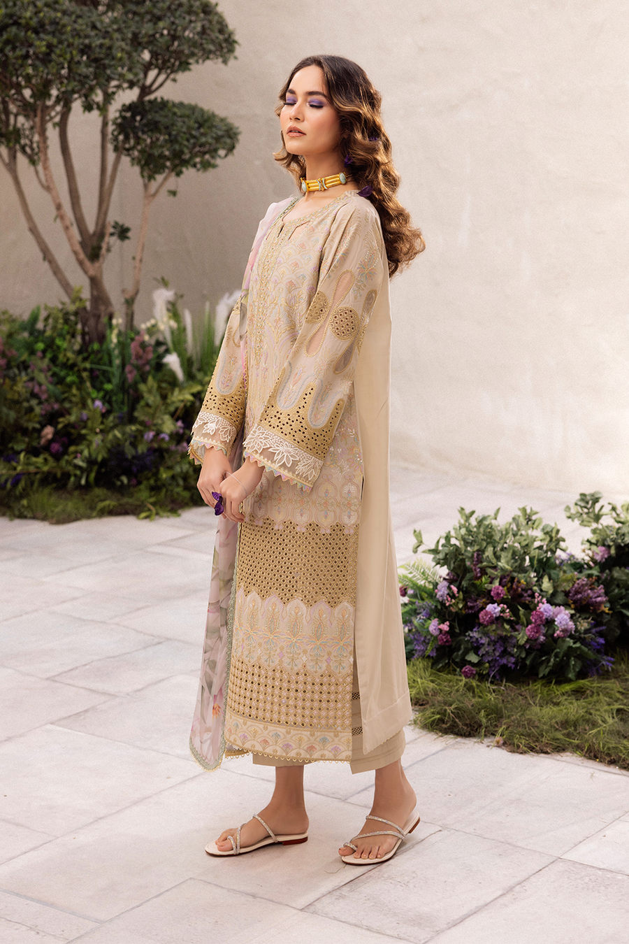 IZNIK Dahlia Luxury Lawn Collection 03