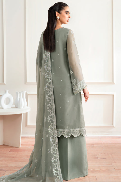 Essence Formals Luxury Collection'25  By Farasha
