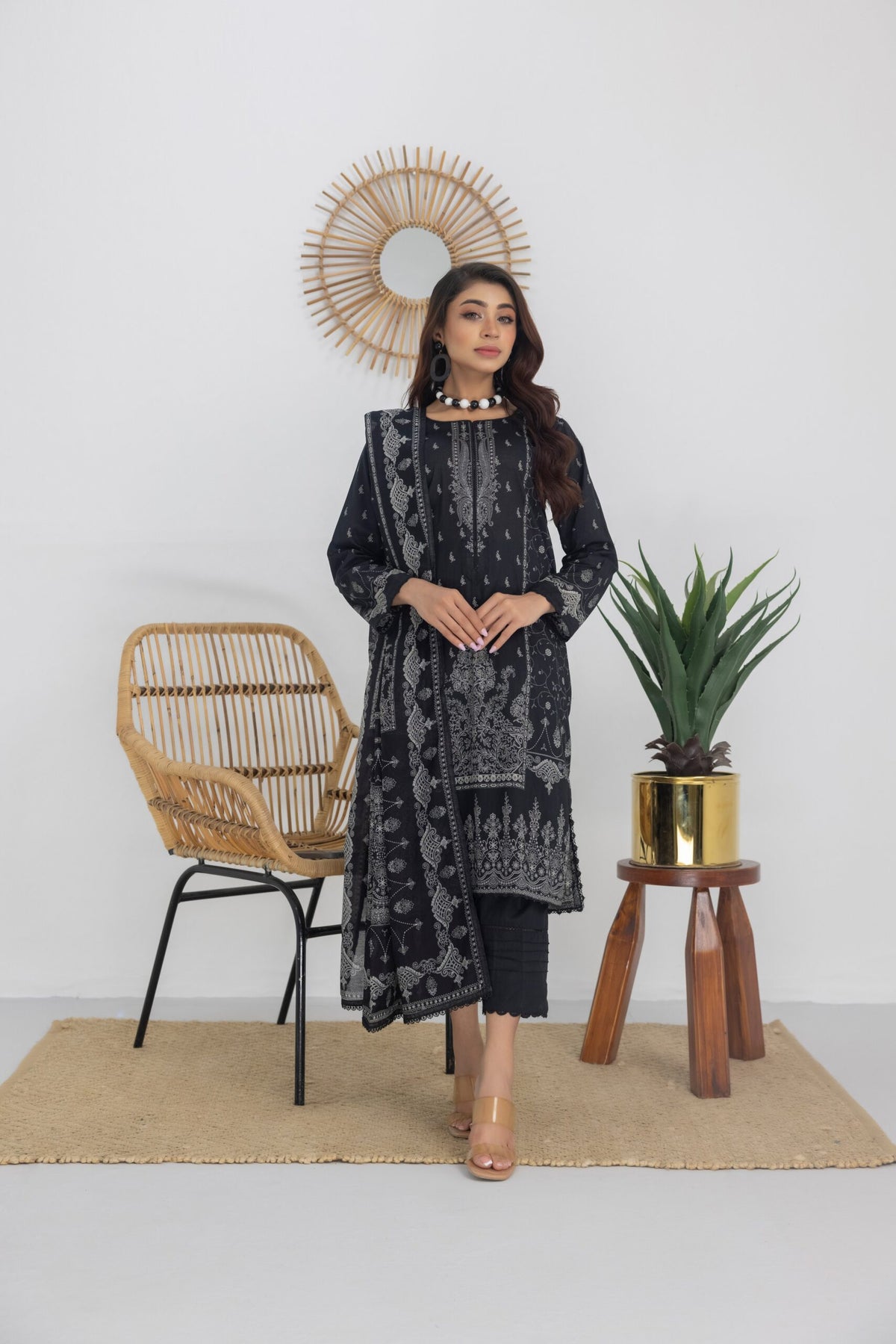 Salina By Regalia Black & White Chapter 3 Lawn Collection 24