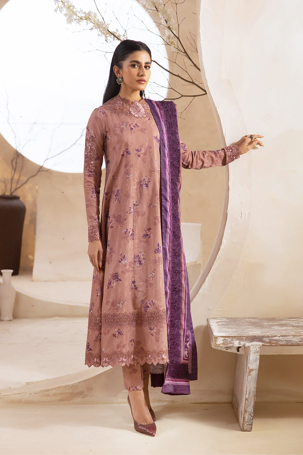 IZNIK Luxury Winter Collection 23 ( ILW-09 )