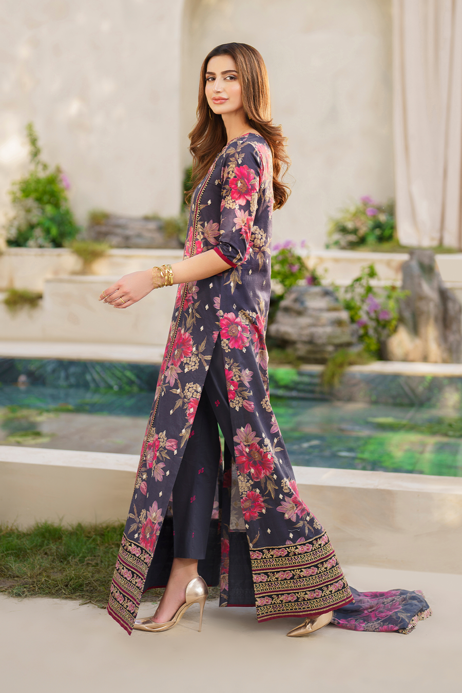 Iznik Festive Luxury Lawn Collection 24 (12)