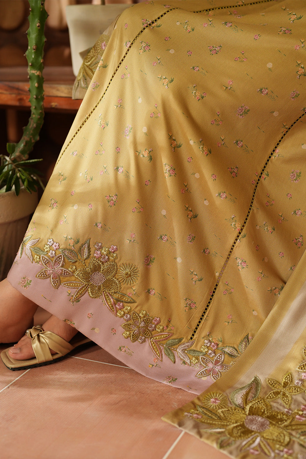 Pre Fall '25 By Iznik