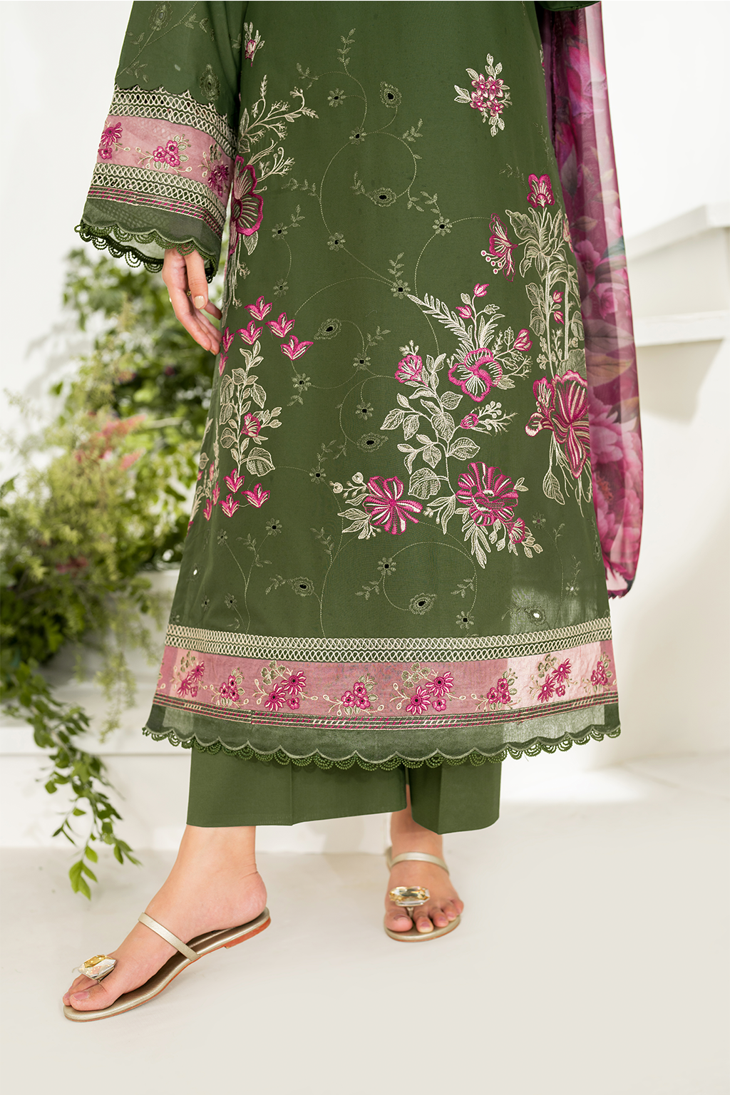 Festive Edition Lawn '25 By Iznik