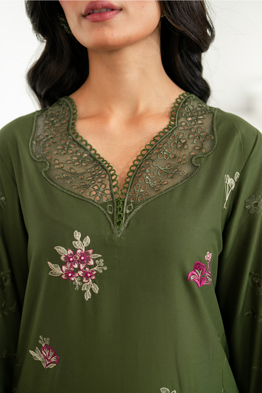 Festive Edition Lawn '25 By Iznik